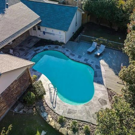 Amazing Haven Home With Private Pool Гранд Прери Екстериор снимка